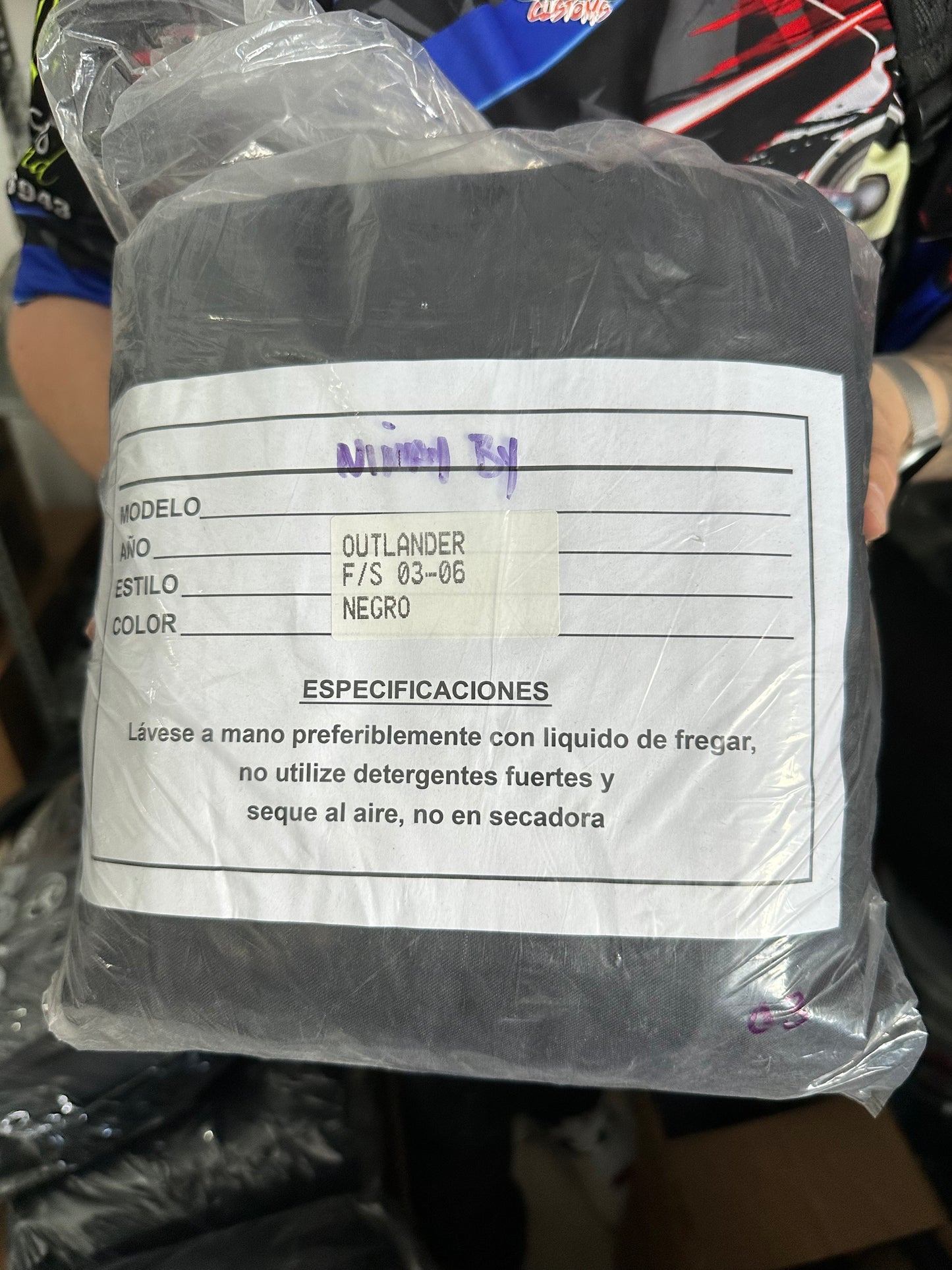 Cover Asiento Outlander 03- 06