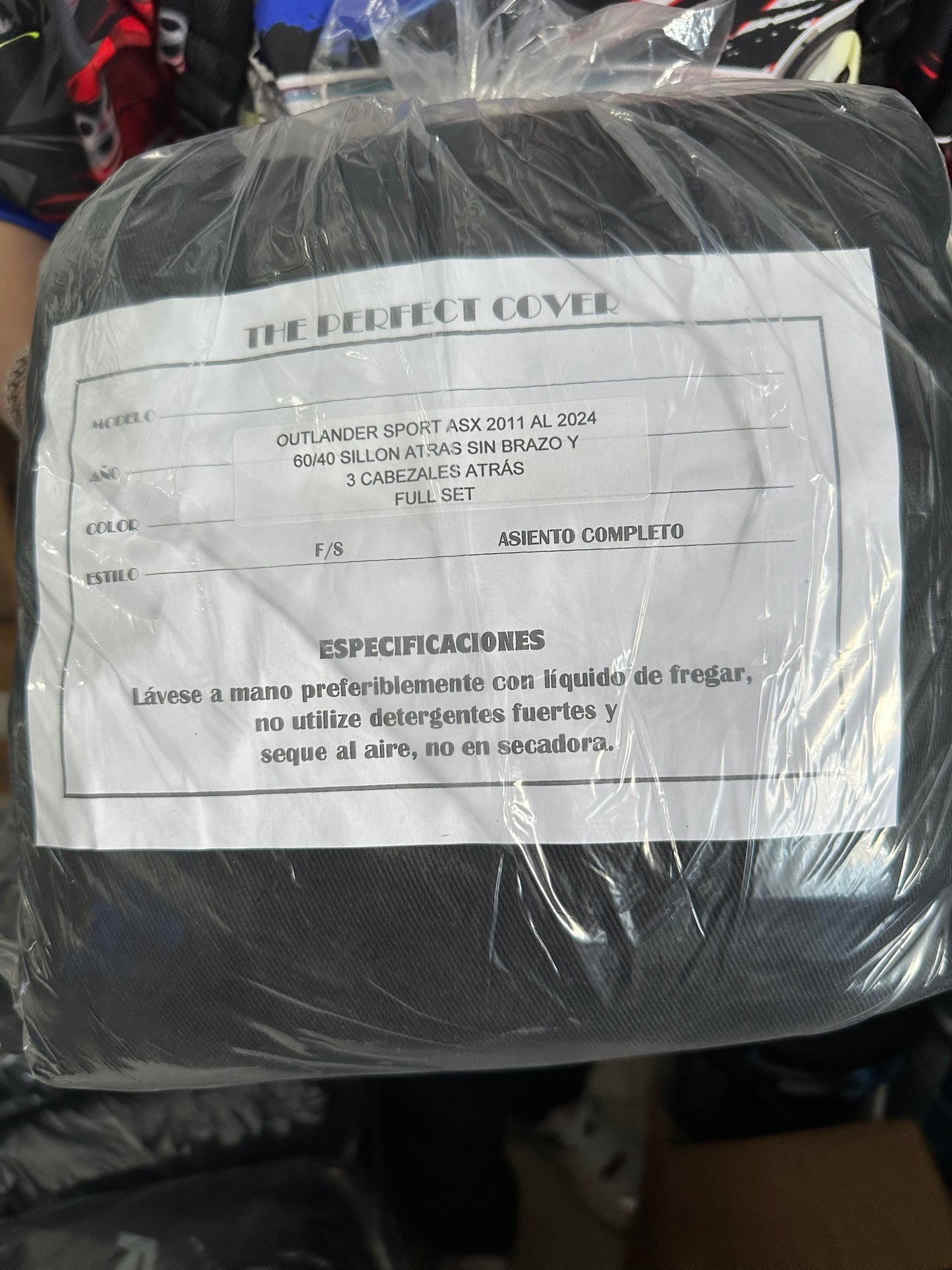 Cover Asiento Outlander ASX 11-24 Black