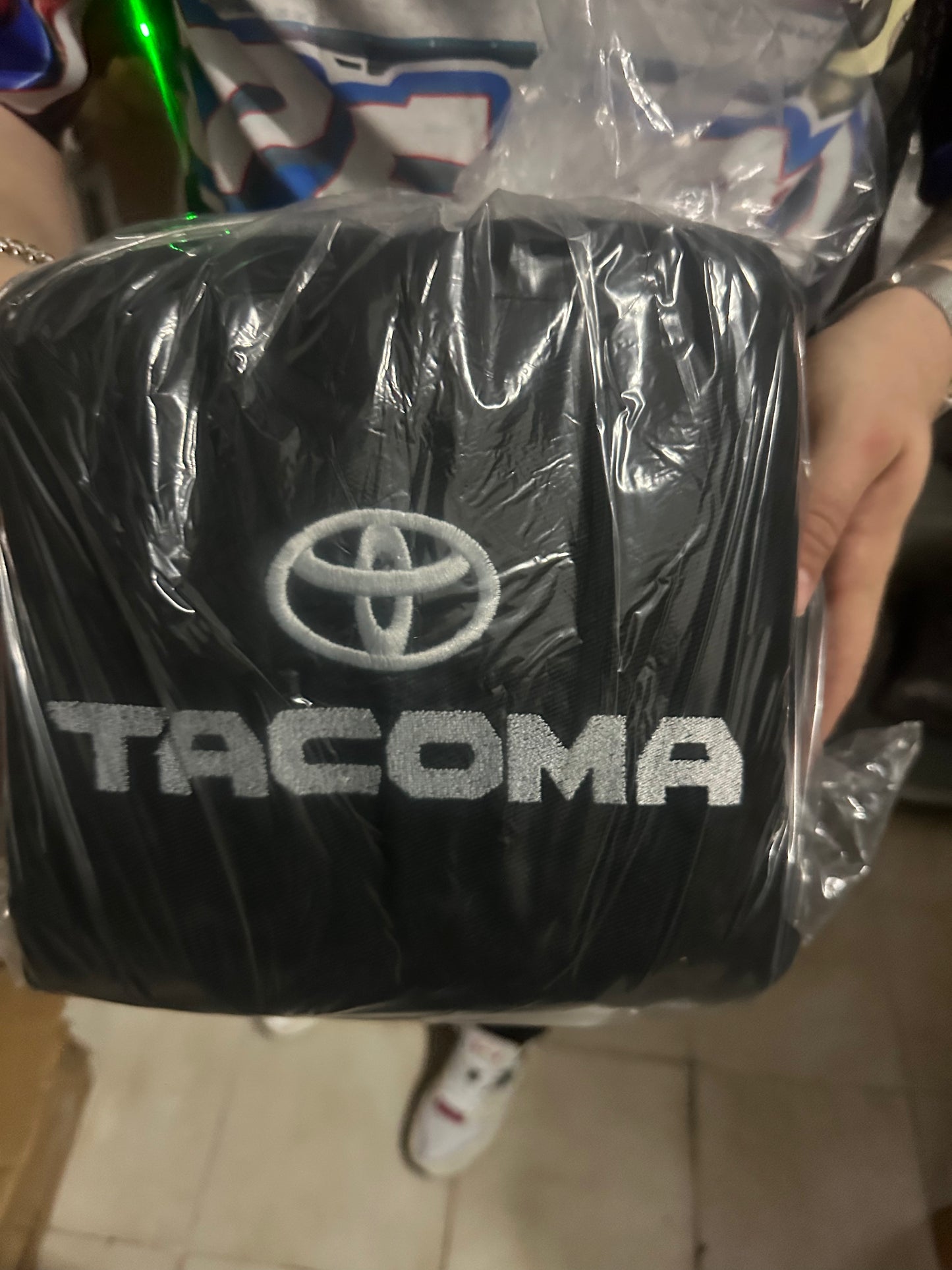 Cover Asiento Tacoma 16-23 Cabina 1/2 Black