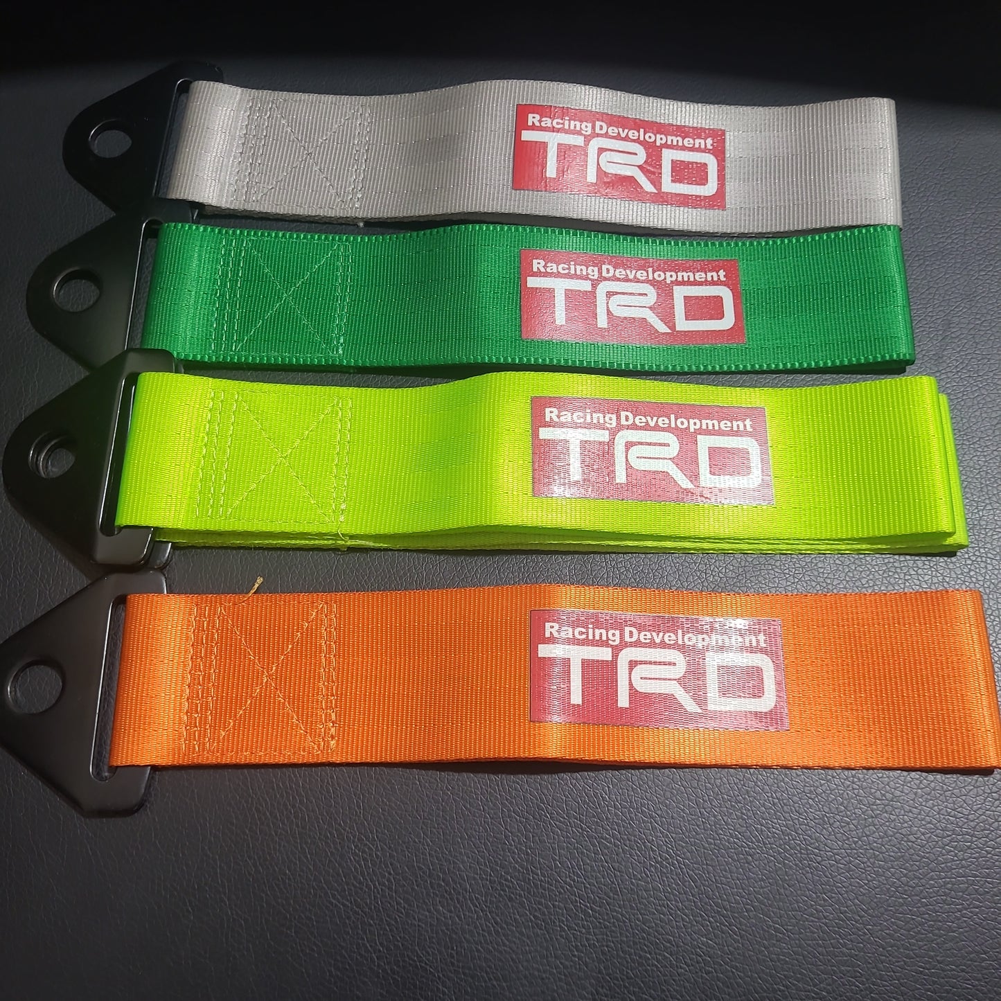 Tow strap TRD con rojo